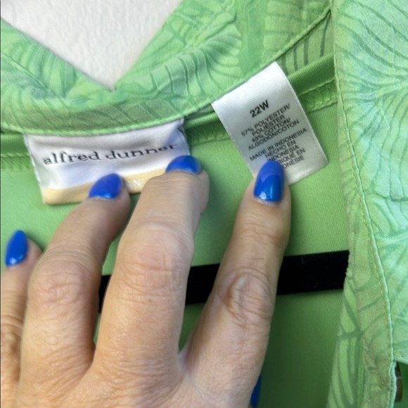 Alfred Dunner Green Leaf Pattern Button-Up Shirt size 22W - Picture 3 of 4